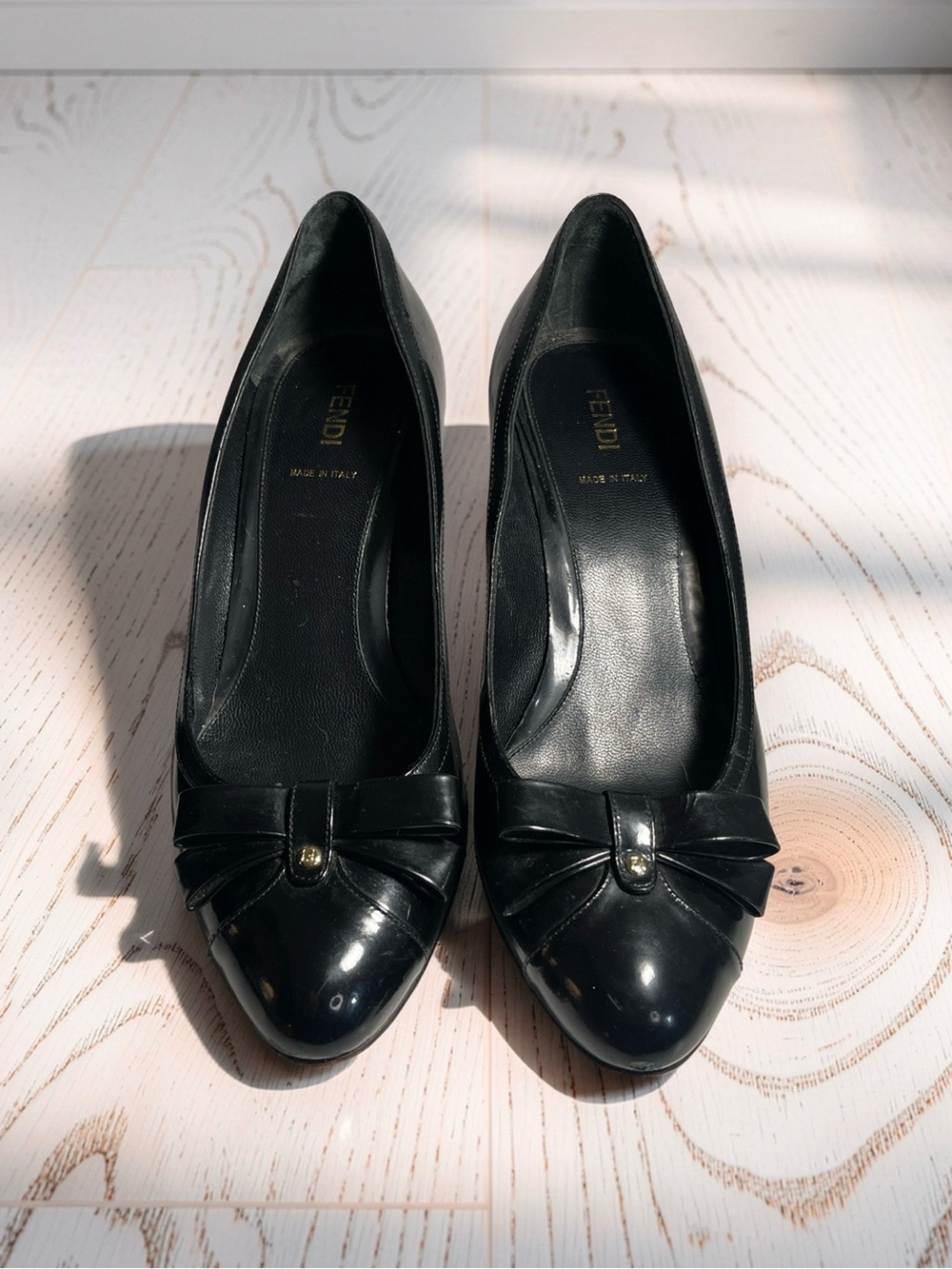 Fendi Black Leather Bow-Trim Pumps